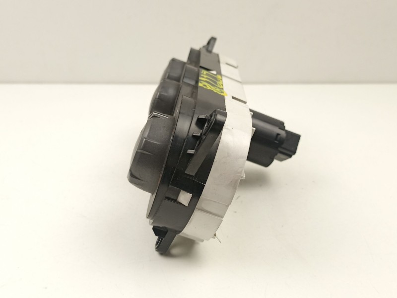 Recambio de mandos calefaccion aire para hyundai matrix (fc) 1.6 referencia OEM IAM 9725017100  