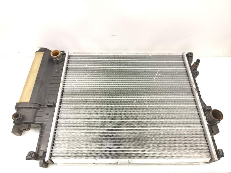 Recambio de radiador motor gasolina para bmw 5 (e39) 528 i referencia OEM IAM 17111427153  