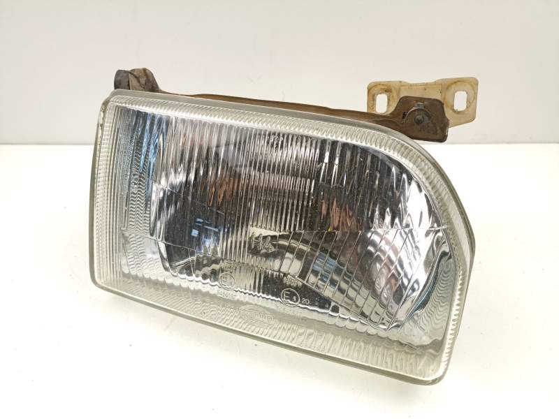 Recambio de faro derecho para ford orion ii (aff) 1.6 d referencia OEM IAM 97AX13005AA  