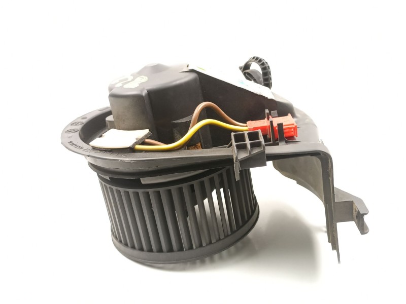 Recambio de motor calefaccion para seat ibiza ii (6k1) 1.9 tdi referencia OEM IAM 1H1820021 833658D 