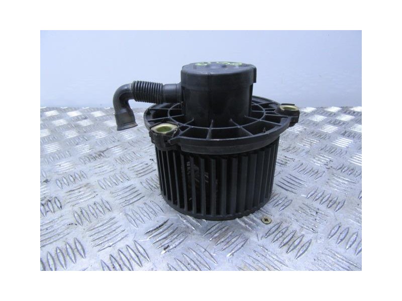 Recambio de motor calefaccion : hyundai terracan : 2.5 td (100,07cv) [2002] para hyundai terracan 2.5 td referencia OEM IAM   