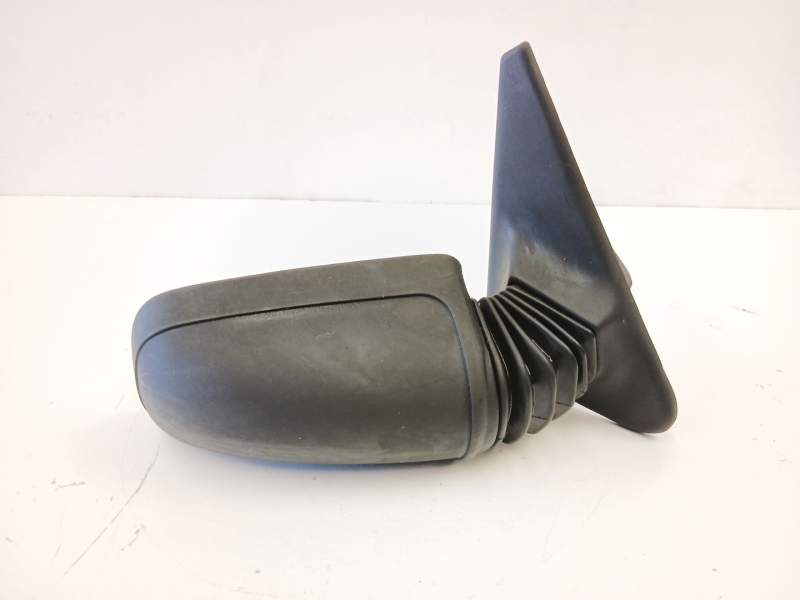 Recambio de retrovisor derecho para peugeot 205 1.8 referencia OEM IAM 8148A3  
