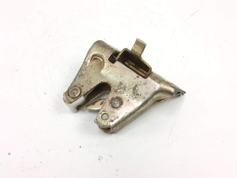 Recambio de cerradura maletero / porton para peugeot 205 1.8 referencia OEM IAM 871937  
