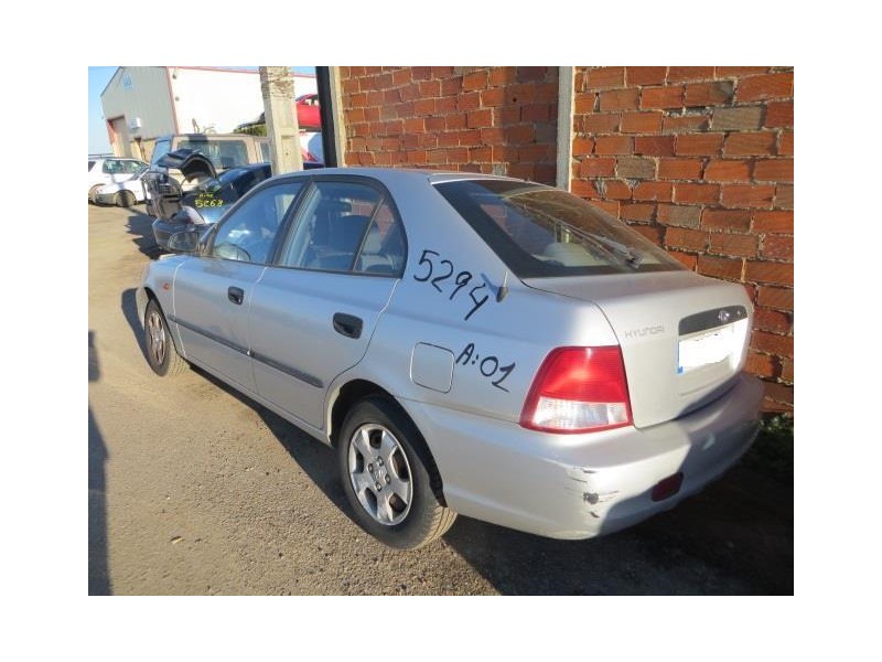 hyundai accent del año 2001