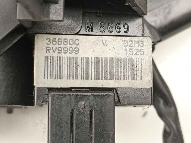 Recambio de mando luces y limpias para mg zr 1.4 g referencia OEM IAM RV9997 YRC100410 RV9999