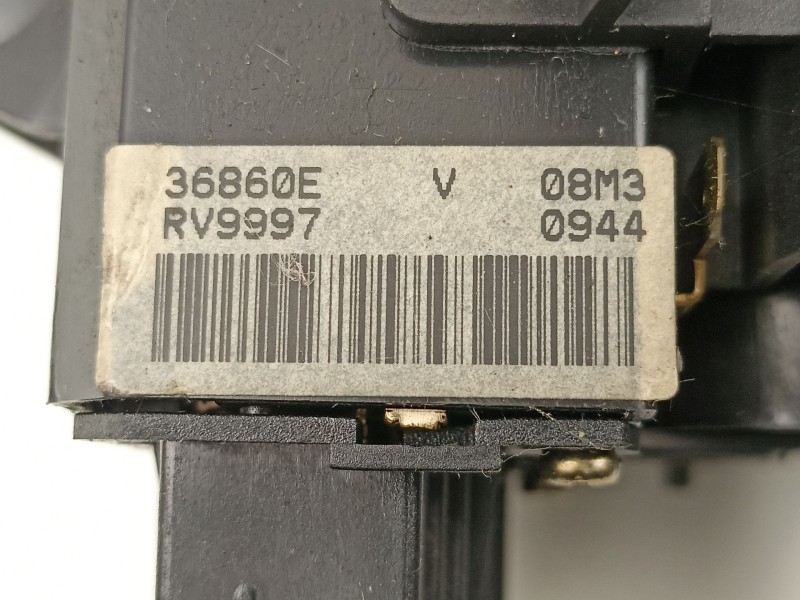 Recambio de mando luces y limpias para mg zr 1.4 g referencia OEM IAM RV9997 YRC100410 RV9999