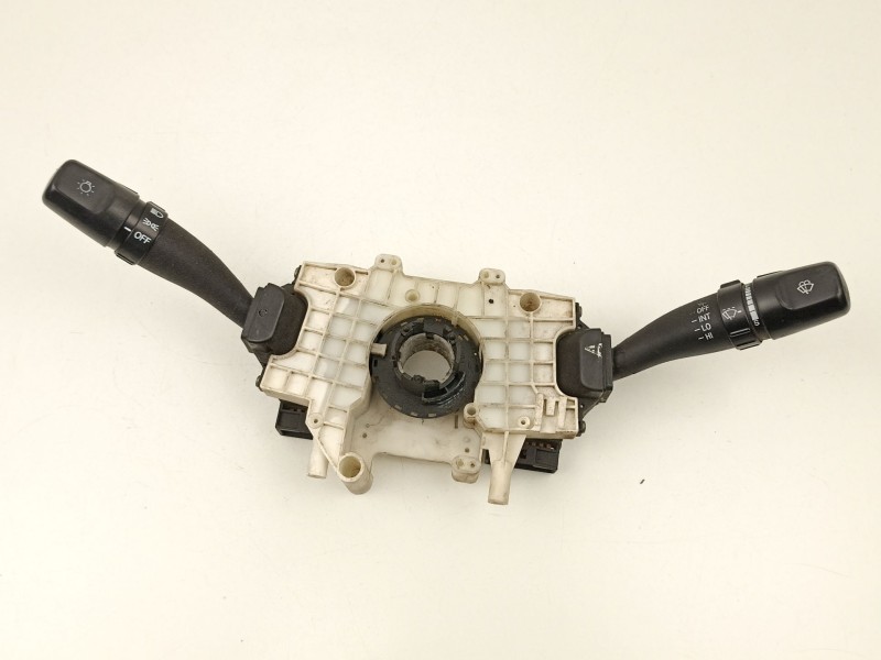Recambio de mando luces y limpias para hyundai accent 1.3 g referencia OEM IAM 9340125110  