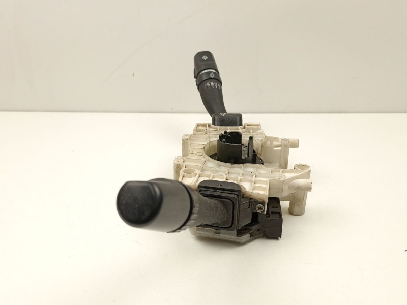 Recambio de mando luces y limpias para hyundai accent 1.3 g referencia OEM IAM 9340125110  