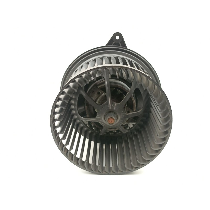 Recambio de motor calefaccion para ford focus 1.6 g referencia OEM IAM 3S7H18456AB  