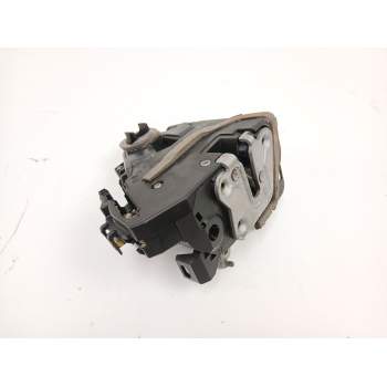 CERRADURA PUERTA DELANTERA DERECHA 805024067R 