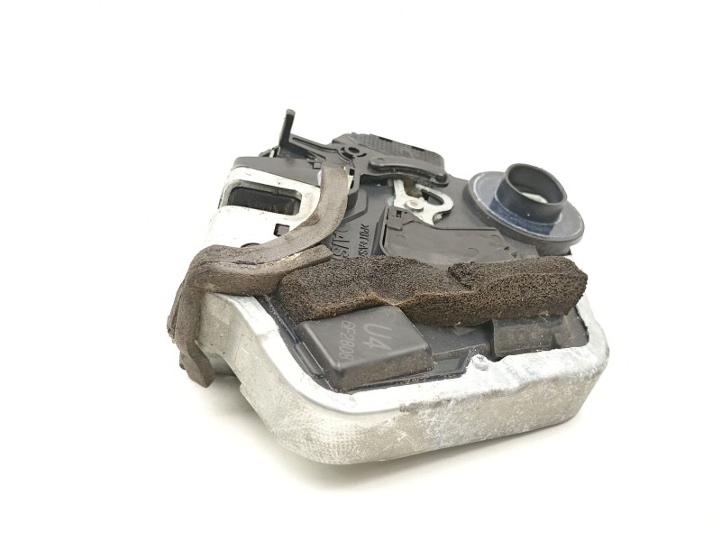 Recambio de cerradura puerta trasera derecha para lexus is ii (_e2_) 220d (ale20) referencia OEM IAM 6905053040  