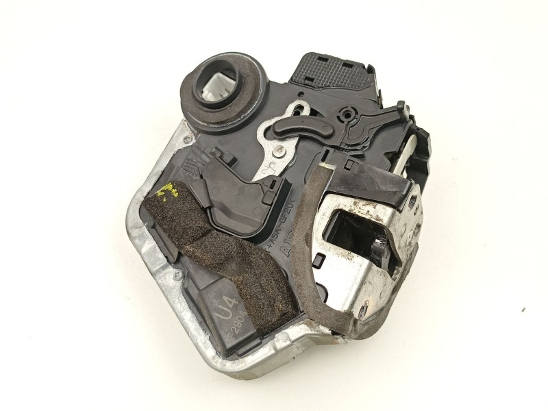 Recambio de cerradura puerta trasera izquierda para lexus is ii (_e2_) 220d (ale20) referencia OEM IAM 6906053040  