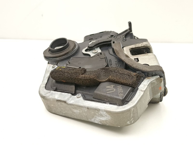 Recambio de cerradura puerta trasera izquierda para lexus is ii (_e2_) 220d (ale20) referencia OEM IAM 6906053040  