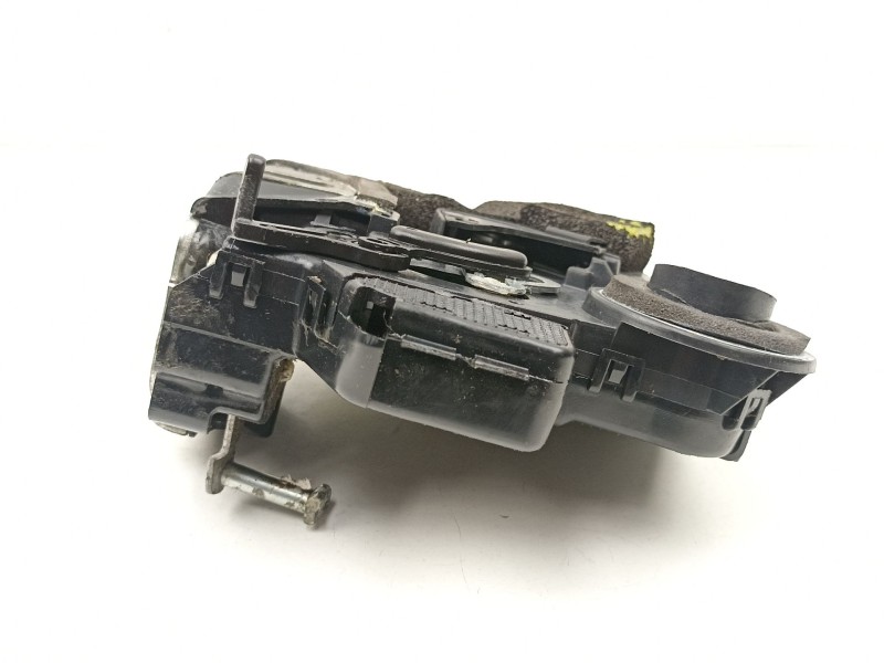 Recambio de cerradura puerta trasera izquierda para lexus is ii (_e2_) 220d (ale20) referencia OEM IAM 6906053040  