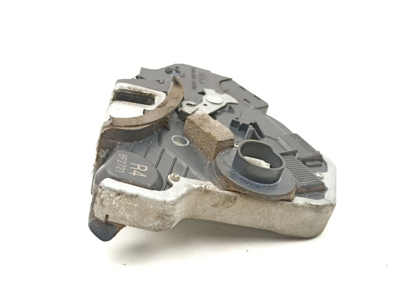 Recambio de cerradura puerta delantera derecha para lexus is ii (_e2_) 220d (ale20) referencia OEM IAM 6903053090  