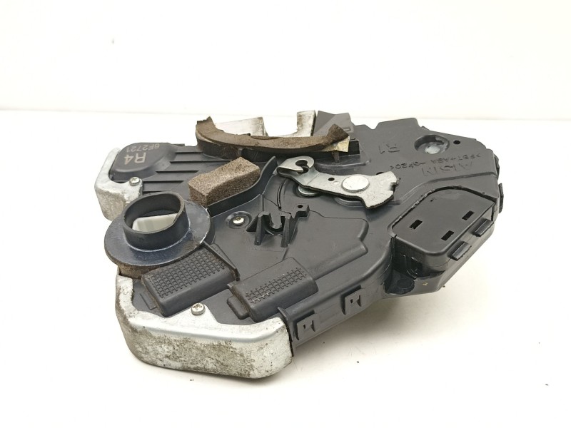 Recambio de cerradura puerta delantera derecha para lexus is ii (_e2_) 220d (ale20) referencia OEM IAM 6903053090  