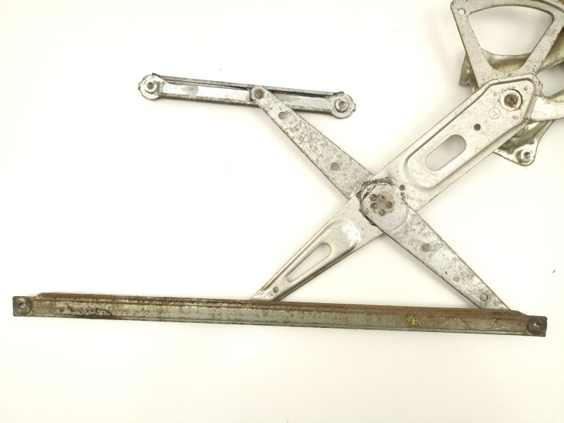 Recambio de elevalunas delantero derecho para lexus is ii (_e2_) 220d (ale20) referencia OEM IAM 6980130260  