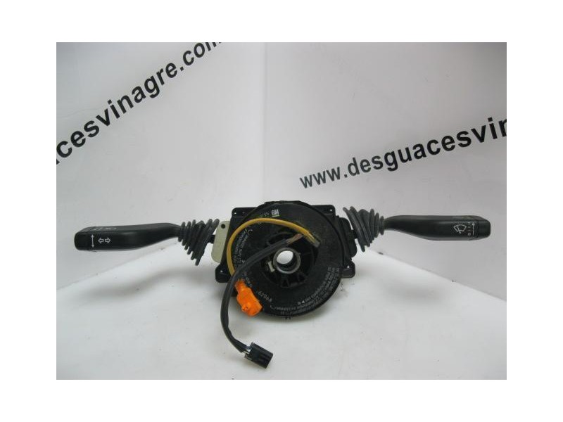 Recambio de mando luces y limpias : opel vectra : 2.0 g -x20xev (136cv) 4p [1996] para opel vectra 2.0 g -x20xev referencia OEM 