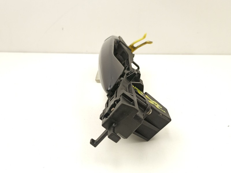 Recambio de manilla trasera izquierda para lexus is ii (_e2_) 220d (ale20) referencia OEM IAM 6920453010  