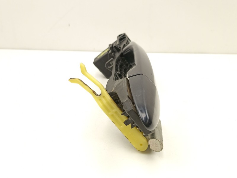 Recambio de manilla trasera izquierda para lexus is ii (_e2_) 220d (ale20) referencia OEM IAM 6920453010  