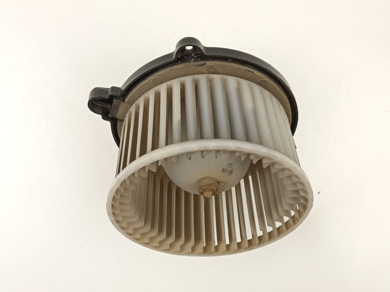 Recambio de motor calefaccion para kia sephia ii sedan (fa) 1.6 i referencia OEM IAM 0K2A161B10  