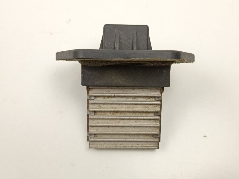 Recambio de motor calefaccion para kia sephia ii sedan (fa) 1.6 i referencia OEM IAM 0K2A161B10  