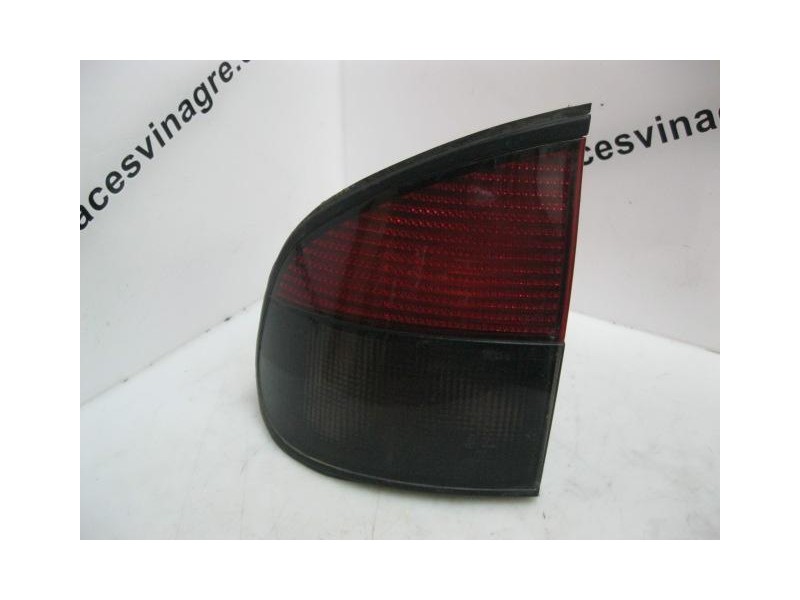 Recambio de piloto trasero izq. : renault safrane : 2.2 g -j7t (107,44cv) 5p [1993] para renault safrane 2.2 g -j7t referencia O