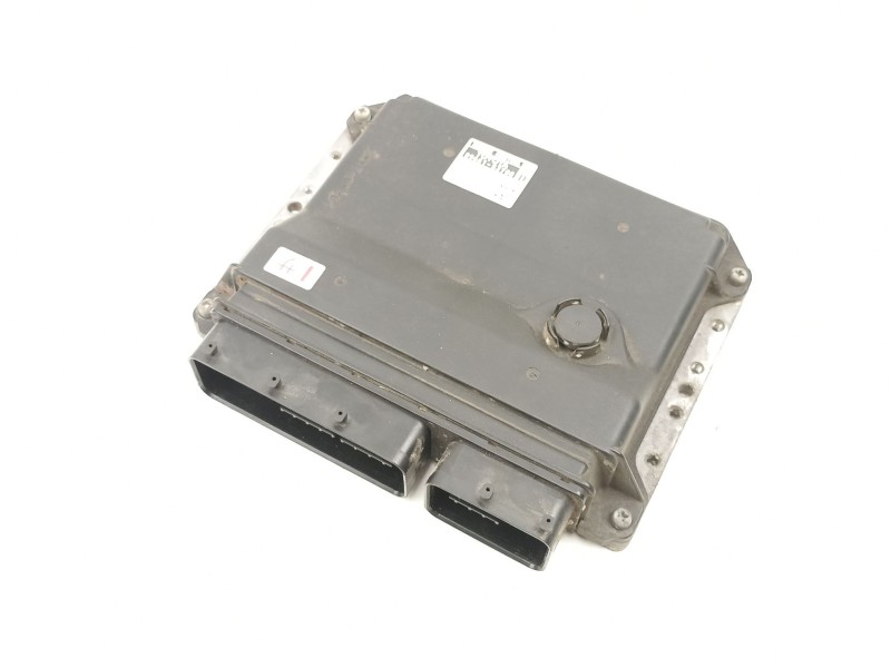 Recambio de centralita para lexus is ii (_e2_) 220d (ale20) referencia OEM IAM 8966153700 1758007704 