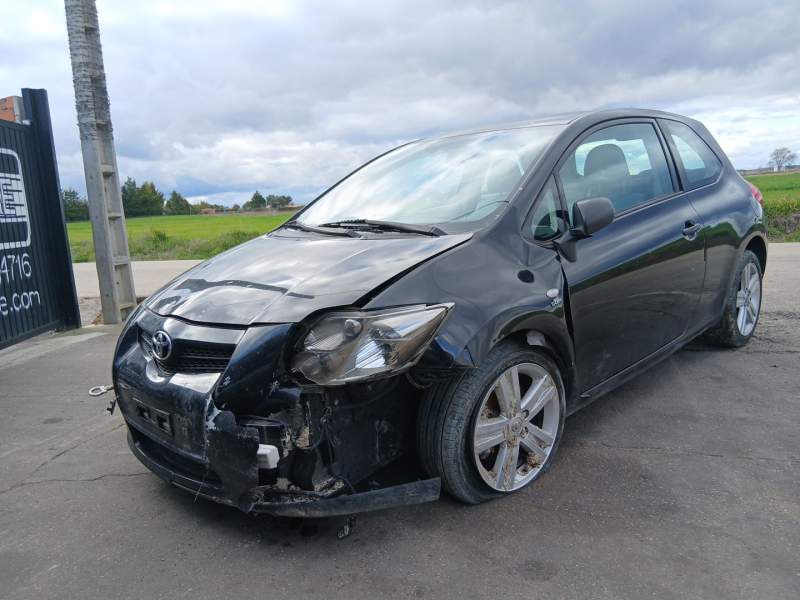 TOYOTA AURIS (_E15_)