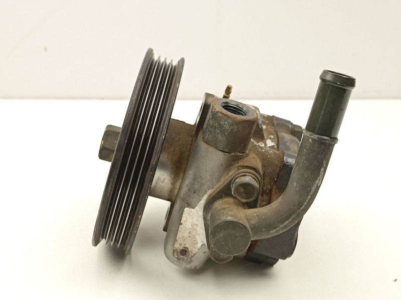 Recambio de bomba direccion para kia sephia ii sedan (fa) 1.6 i referencia OEM IAM 0K2N132600  