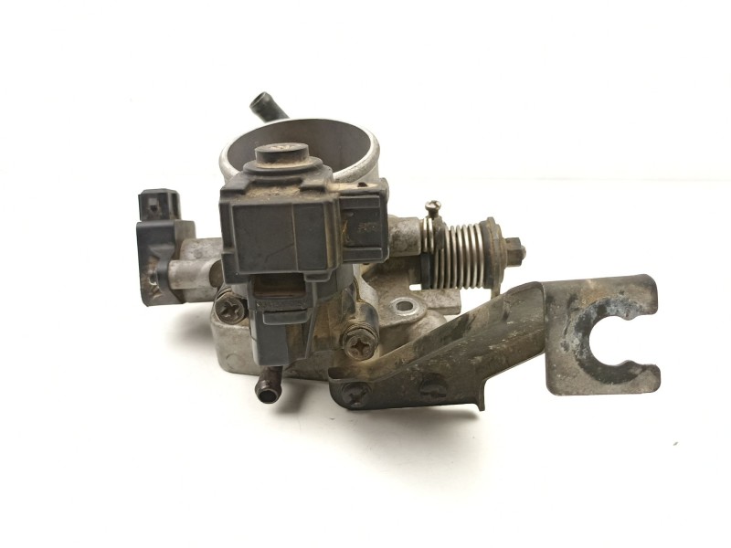 Recambio de caja mariposa para kia sephia ii sedan (fa) 1.6 i referencia OEM IAM 0K30E13640  