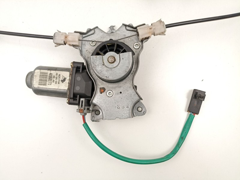 Recambio de elevalunas delantero izquierdo para nissan almera tino (v10) 2.2 dci referencia OEM IAM 80701BU005  