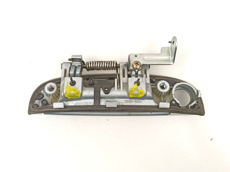 Recambio de manilla delantera derecha para kia rio ii (jb) 1.4 16v referencia OEM IAM 826601G050 8266016050 