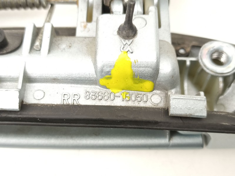 Recambio de manilla trasera derecha para kia rio ii (jb) 1.4 16v referencia OEM IAM 836601G050 8366016050 