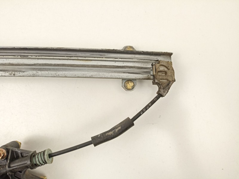 Recambio de elevalunas delantero izquierdo para kia rio ii (jb) 1.4 16v referencia OEM IAM 824031G010  