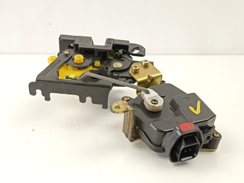 Recambio de cerradura puerta delantera derecha para kia rio ii (jb) 1.4 16v referencia OEM IAM 813221G000  