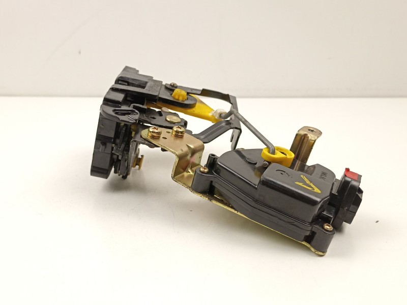 Recambio de cerradura puerta delantera izquierda para kia rio ii (jb) 1.4 16v referencia OEM IAM 813121G000  