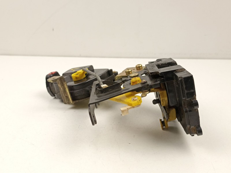 Recambio de cerradura puerta delantera izquierda para kia rio ii (jb) 1.4 16v referencia OEM IAM 813121G000  