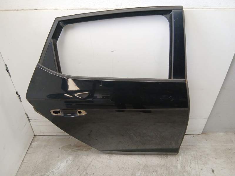 Recambio de puerta trasera derecha para seat leon (5f1) 1.0 tsi referencia OEM IAM 5F4833056  