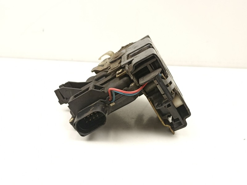 Recambio de cerradura puerta delantera derecha para audi tt 1.8 gt ajq referencia OEM IAM 8N1837016  