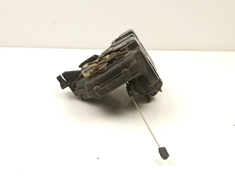 Recambio de cerradura puerta delantera izquierda para audi tt 1.8 gt ajq referencia OEM IAM 8N1837015  