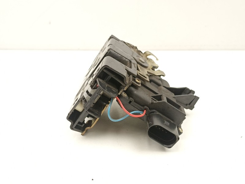 Recambio de cerradura puerta delantera izquierda para audi tt 1.8 gt ajq referencia OEM IAM 8N1837015  