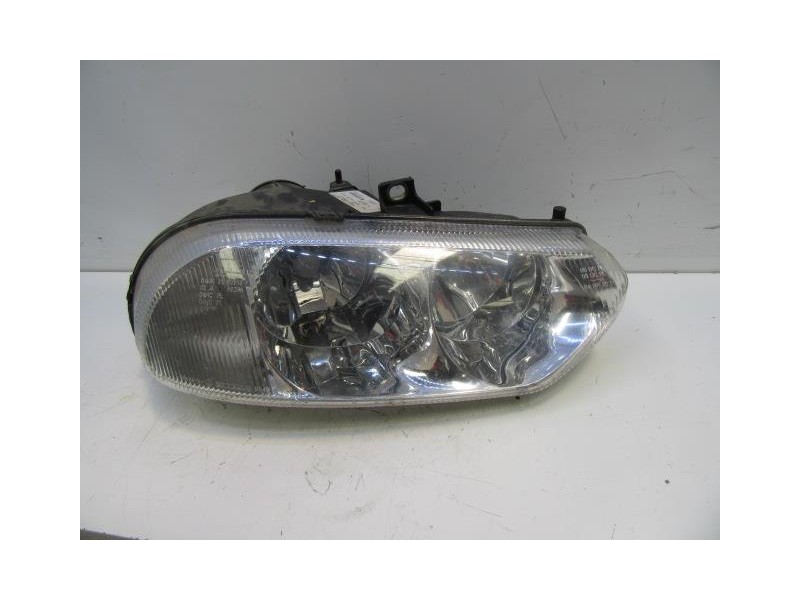 Recambio de faro dcho. : alfa romeo 156 : 1.9 jtd (110,13cv) [2001] para alfa romeo 156 1.9 jtd referencia OEM IAM   