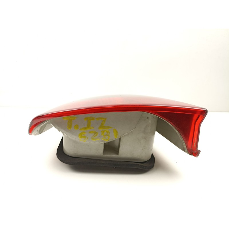 Recambio de piloto trasero izquierdo para mitsubishi carisma 1.8 g referencia OEM IAM MR485469  