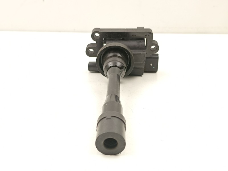 Recambio de bobina para mitsubishi carisma 0.1 d referencia OEM IAM MD325048  