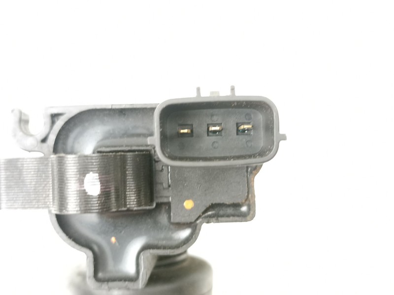 Recambio de bobina para mitsubishi carisma 0.1 d referencia OEM IAM MD325048  