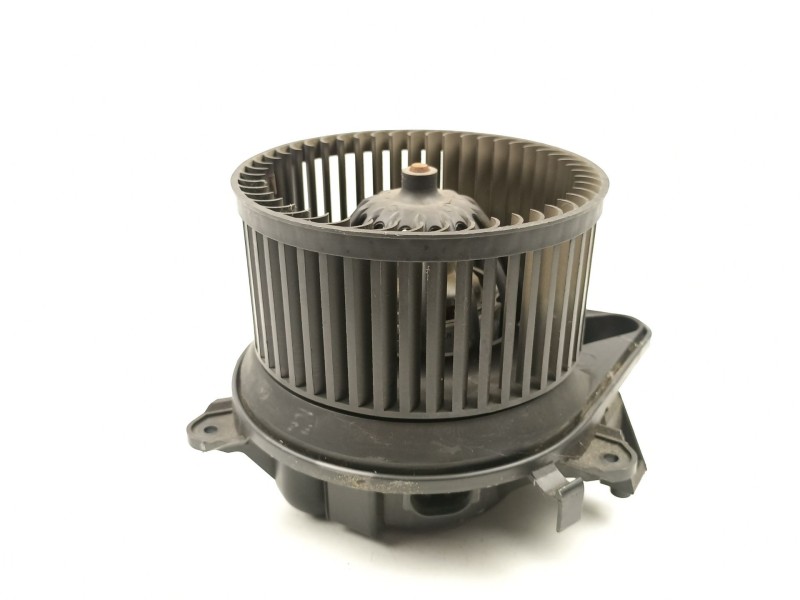 Recambio de motor calefaccion para fiat punto berlina (188) 1.2 16v cat referencia OEM IAM 46770835 035531Q 