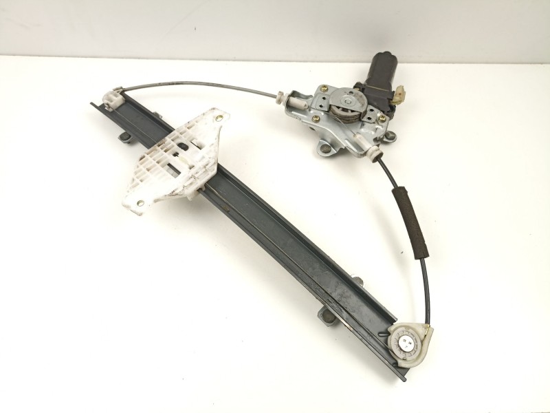 Recambio de elevalunas delantero izquierdo para hyundai accent (lc) 1.3 cat referencia OEM IAM 8240325010  