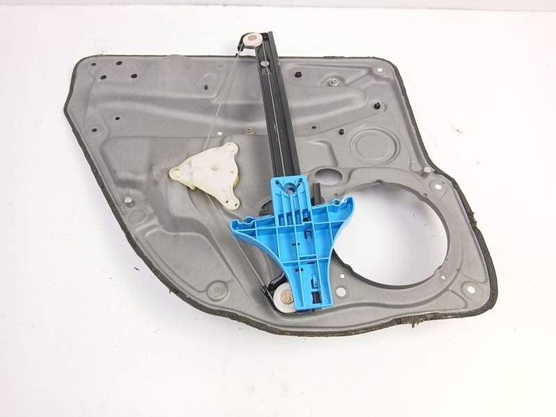 Recambio de elevalunas trasero derecho para volkswagen golf iv (1j1) 1.6 16v referencia OEM IAM 1J4839730H  