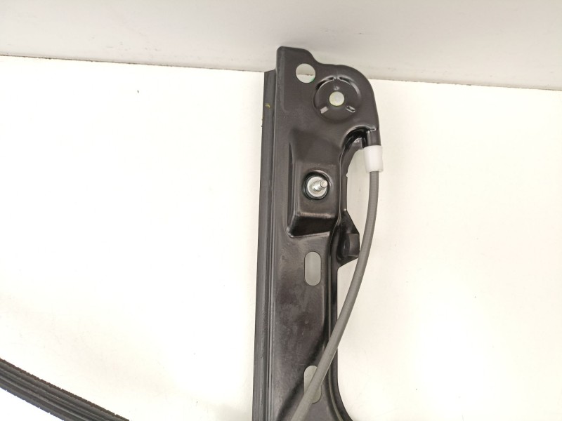 Recambio de elevalunas delantero izquierdo para bmw 1 (e87) 118 d referencia OEM IAM 7067795  